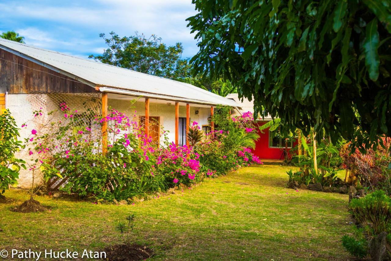 Kahina Lodge Hanga Roa Bagian luar foto